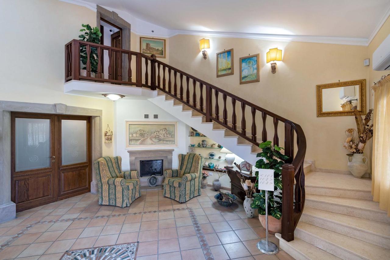 פולה Villa Lina מראה חיצוני תמונה